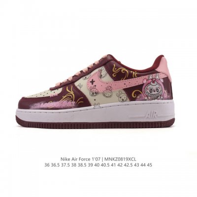 New Af1 Nike Air Force 1 '07 Low, a versatile sneaker with a thick, cushioned s