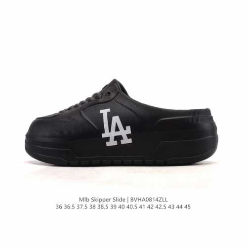 MLB Los Angeles Dodgers Chunky Liner Mule. Versatile, comfortable, non-slip, an