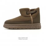 Ugg mid-top snow boots, playful and cute with versatile styles. American luxury