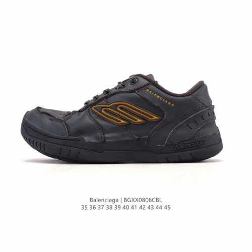 New arrival: Balenciaga, a trendy luxury brand from Parisian brand Balenciaga.