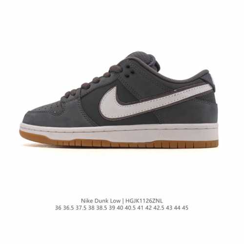 Company-grade Nike Dunk Low Retro sneakers. As a classic basketball shoe from t
