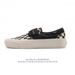Vans Unisex Classic Slip-On Canvas Shoes, Vulcanized Casual Low-Top Sneakers. V