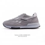 Hoka men's and women's shoes are half-size, original last development version, m