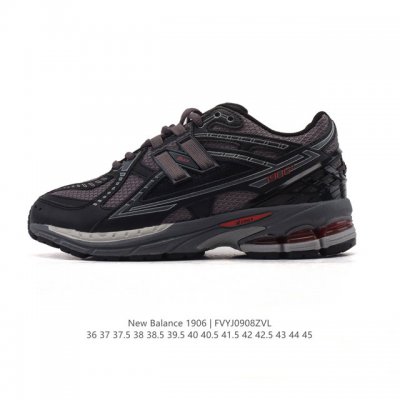 A company-grade, authentic New Balance M 6 retro sneaker from the New Balance c