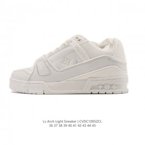 Company-grade Louis Vuitton Trainer Sneaker Low, a stylish and trendy platform s