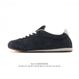 Alo Yoga Recovery Mode. Comfortable, minimalist white sneakers. Non-slip, wear-r