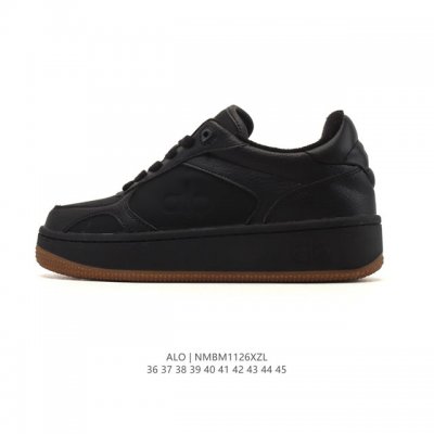 Company-grade Alo Yoga Recovery Mode Comfortable and Simple White Sneakers, Non-