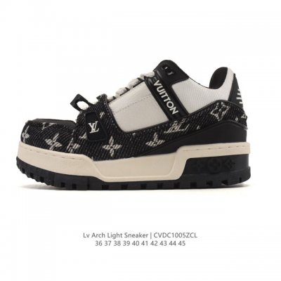 Company-grade Louis Vuitton Trainer Sneaker Low, a stylish and trendy platform s