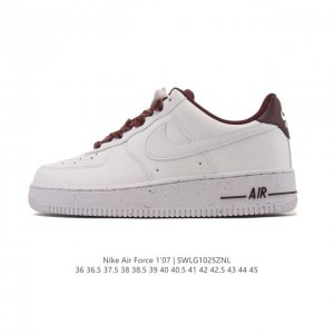 Company-grade Nike Air Force 1 '07 Low platform sneakers, featuring a thick sole