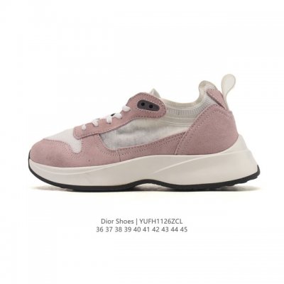 Company-grade Dior, a high-end luxury brand showcasing sophisticated style. Dio